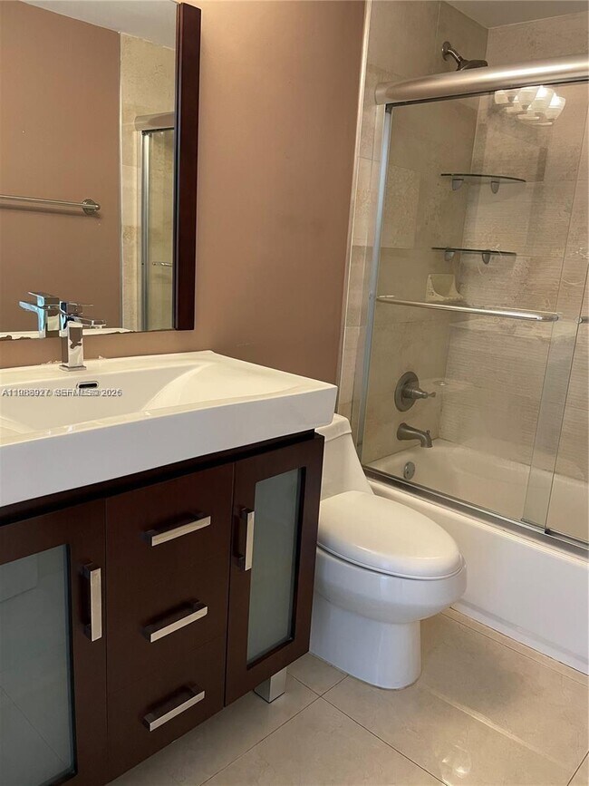 Building Photo - 13155 Ixora Ct