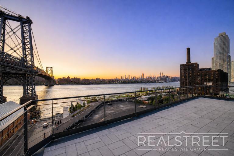 Building Photo - NO FEE Luxury Waterfront 2 Bedroom with wrap around terrace!