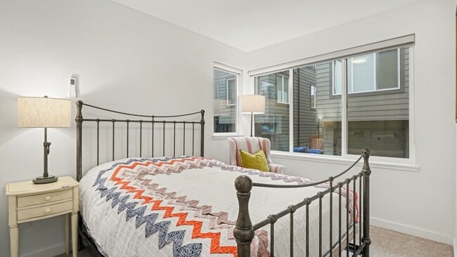 Building Photo - 3Bd/2.25Ba Seattle Townhouse