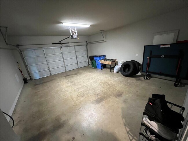 Building Photo - 11204 Gadsen Ln