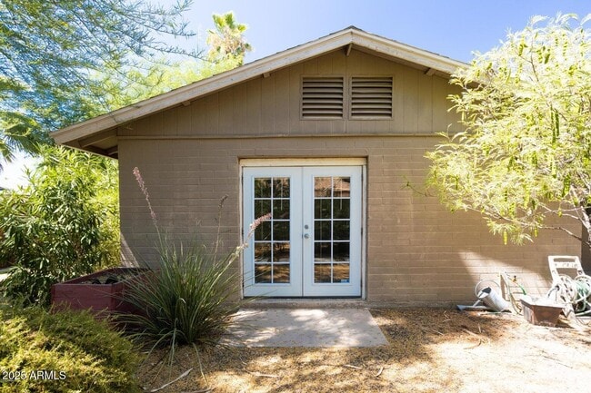Building Photo - 4077 E Cholla St