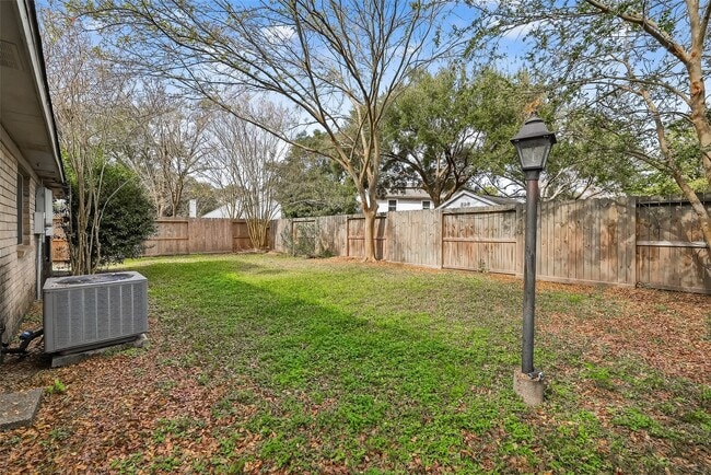 Building Photo - 13514 Clayton Hill Dr