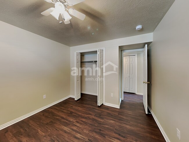 Building Photo - 2152 N 850 W