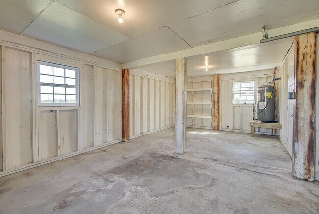 Building Photo - 1306 Choctaw