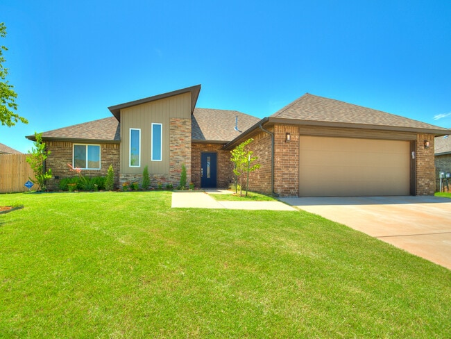 Building Photo - Modern 3 Bedroom with  Lofted Office - All...