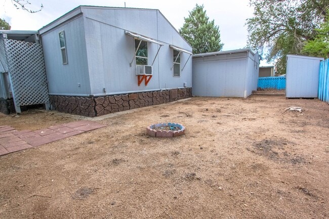 Building Photo - Chino Valley 2 bedroom 2 bath manufactured home