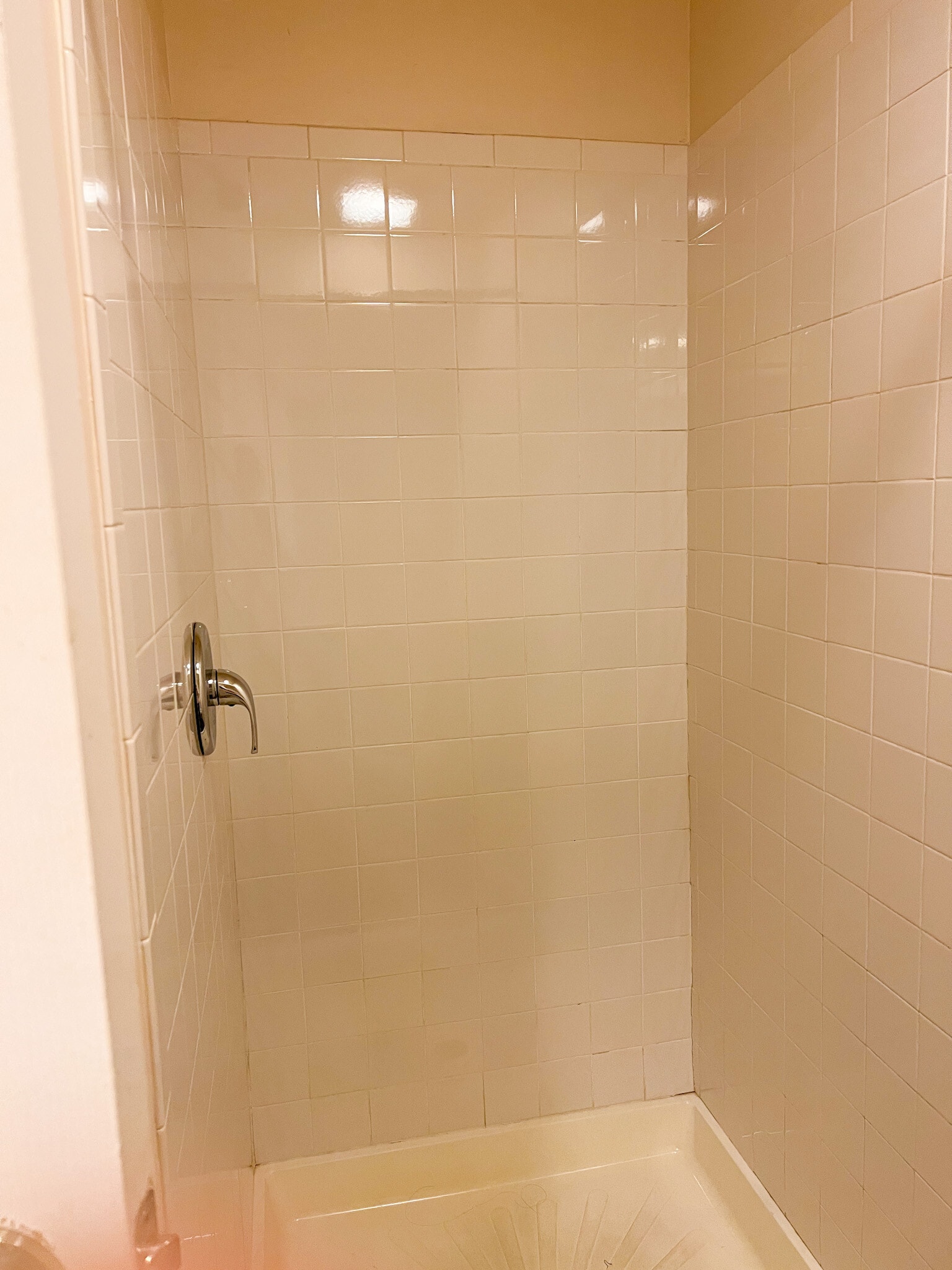 Shower - 3409 Eastern Ave