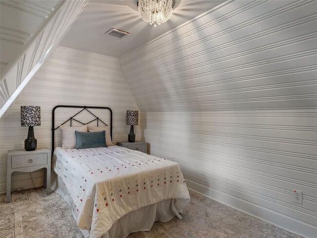 Building Photo - 212 Edgemere Ct