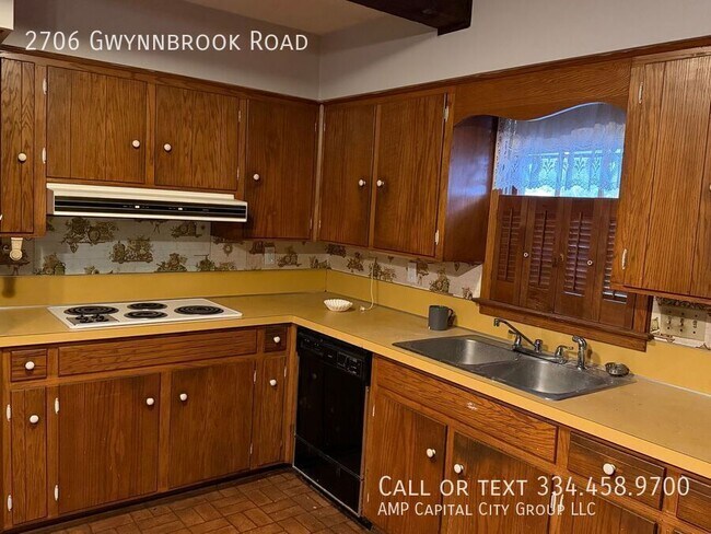 Building Photo - 2706 Gwynnbrook Rd