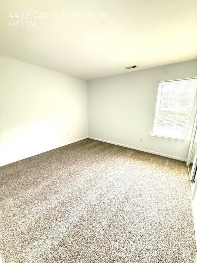 Building Photo - 4417 Cades Cove Dr