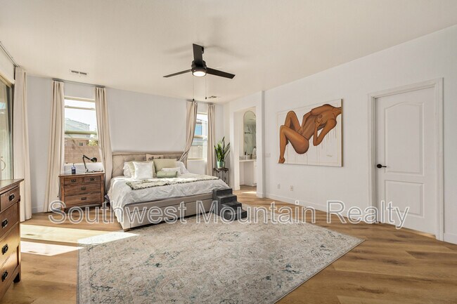 Building Photo - 17809 W Lincoln St