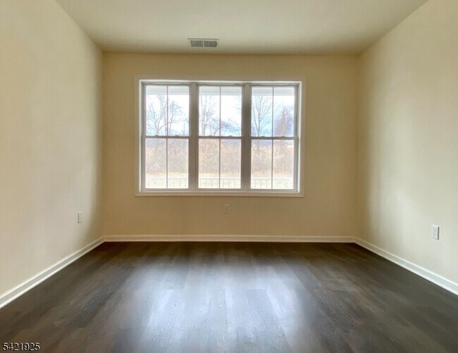 Building Photo - 169 Tarrington Rd