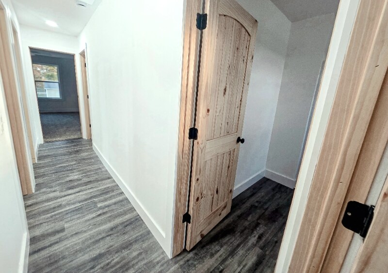 Building Photo - 116 Ivy Trce