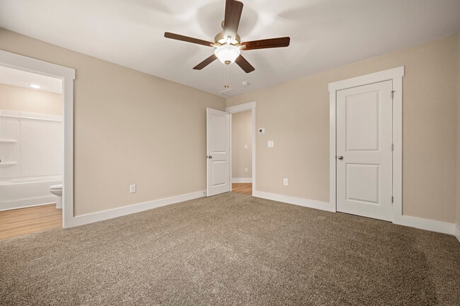 Building Photo - 143 Luckado St