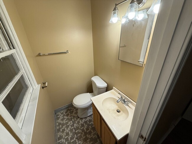 Building Photo - Charming 3 Bed/1.5 Bath Home in Montgomery, AL - $1325/mo