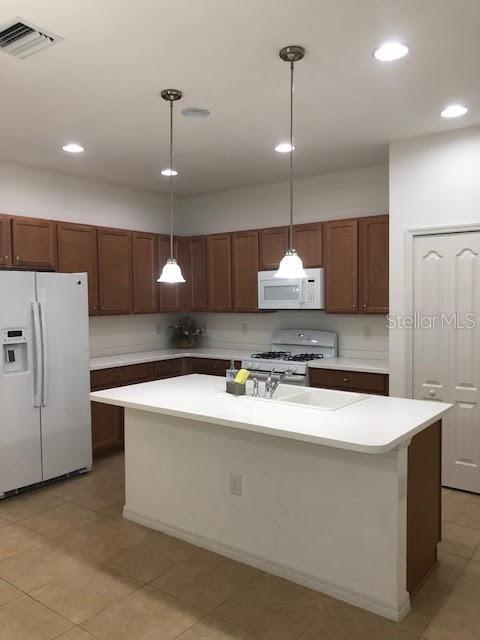 Building Photo - 229 Livorno Wy