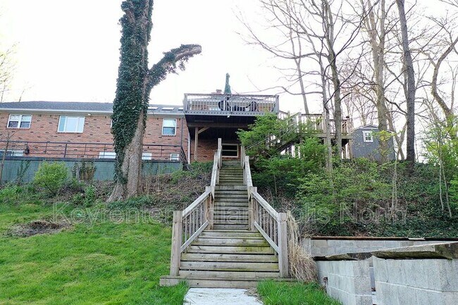 Building Photo - 10120 Spring Mill Rd