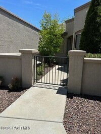 Building Photo - 2365 Sequoia Dr