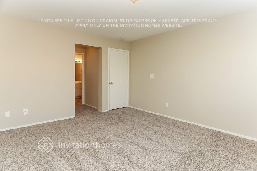 Building Photo - 8748 Autumn Valley Ave