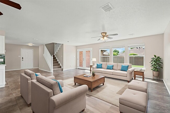 Building Photo - 6505 Tara Ln