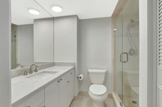 Building Photo - 3300 S Ocean Blvd