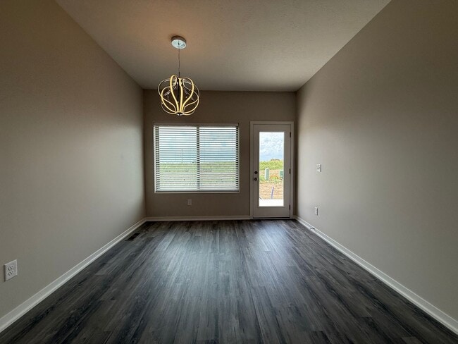 Building Photo - 8807 Daywood Ln