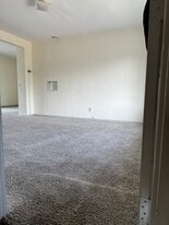 Building Photo - 2345 N Murray Ave