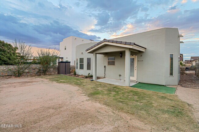 Building Photo - 14928 Harry Flournoy Ave