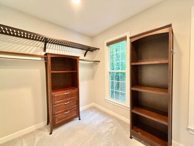 Building Photo - 9412 Springdale Dr