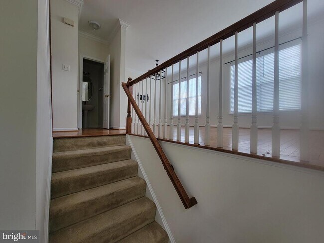 Building Photo - 20872 Ivymount Terrace