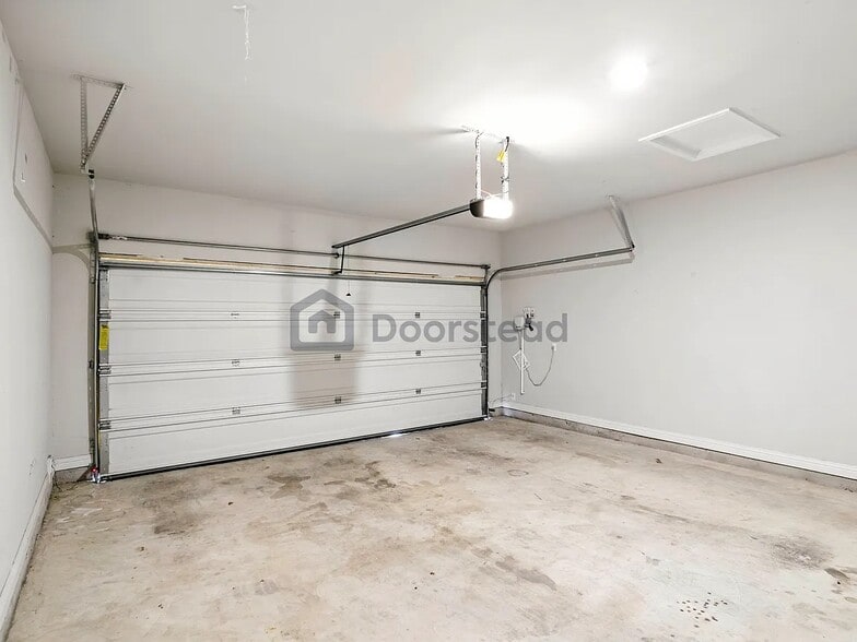 Building Photo - 8207 Cottage Rose Dr