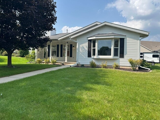 Building Photo - 7006 Parker Hill Dr