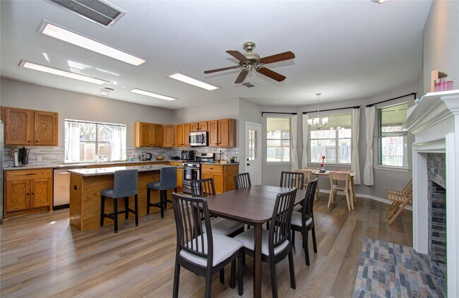 Building Photo - 6522 Everhill Cir