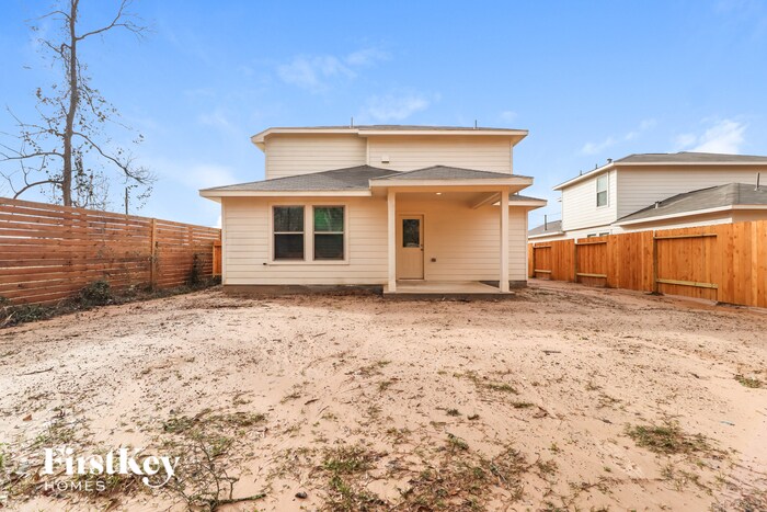 Building Photo - 25621 Roy Rogers Rd