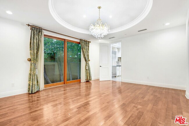 Building Photo - 219 S Willaman Dr