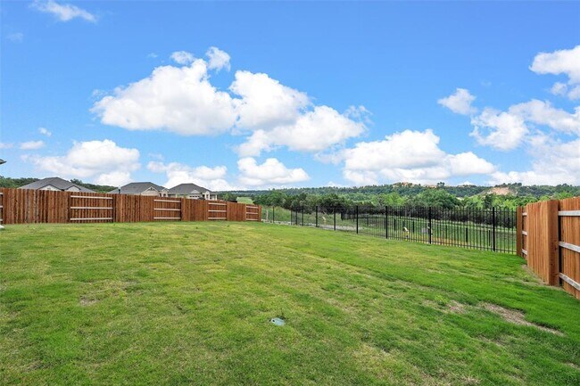 Building Photo - 224 Mystic Cyn Ln