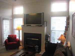 Building Photo - 3820 Lightfoot St