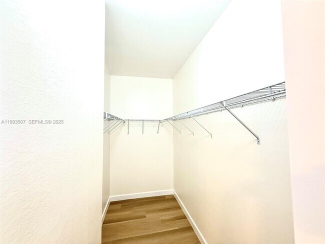 Building Photo - 9446 SW 170th Passage