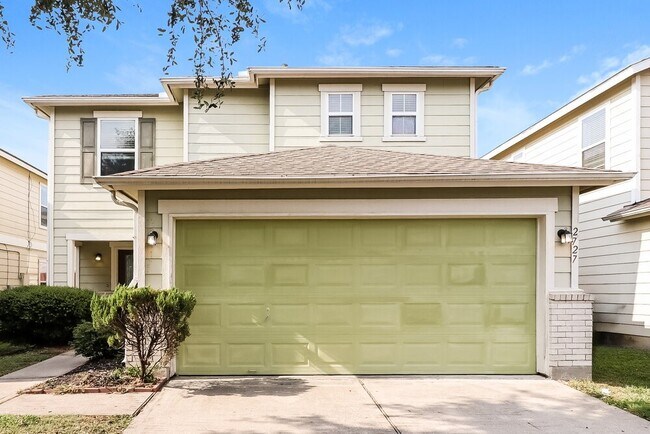 Primary Photo - 2727 Skyview Grove Ct