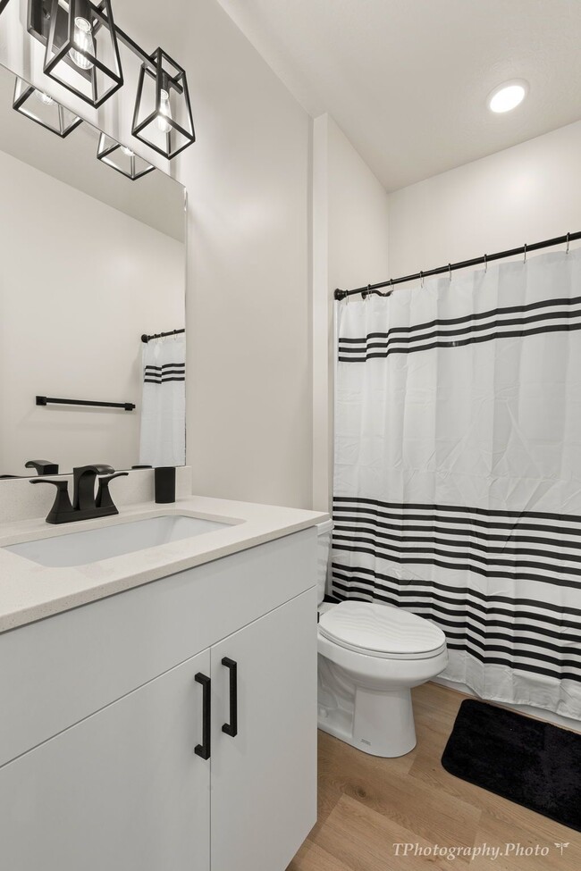 Building Photo - Female Only - Private Room with Shared Bathroom in a brand new Townhome - partly furnished & Util...