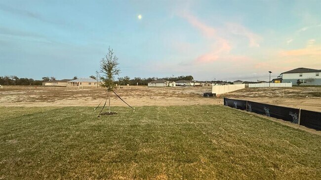 Building Photo - 8195 SW 45th Ct