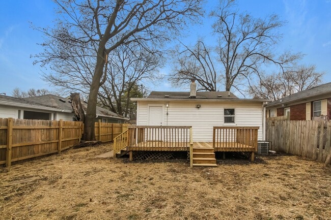 Building Photo - 1731 N Alton Ave