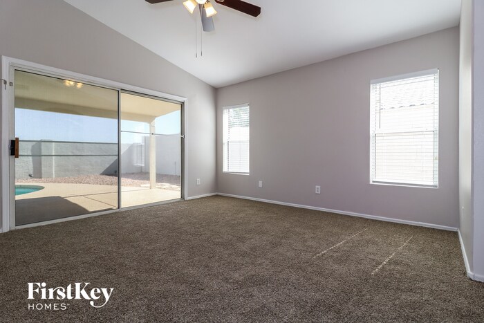 Building Photo - 8023 N 108th Dr