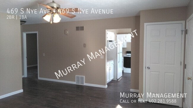 Building Photo - 469 S Nye Ave