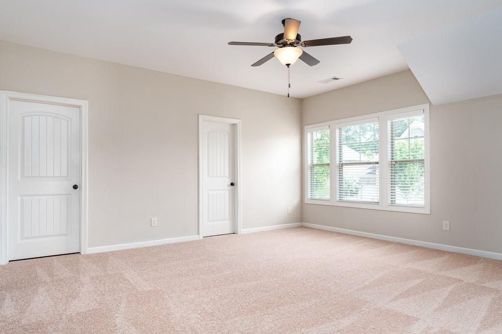 Building Photo - 1290 Redbud Dr