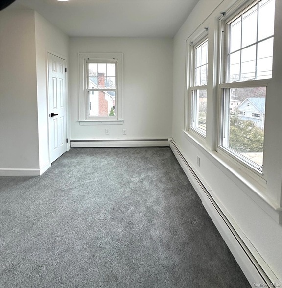 Building Photo - 37 Church St