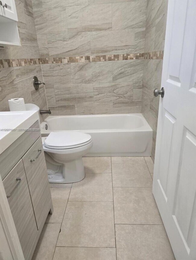 Building Photo - 9740 NW 5th Ave