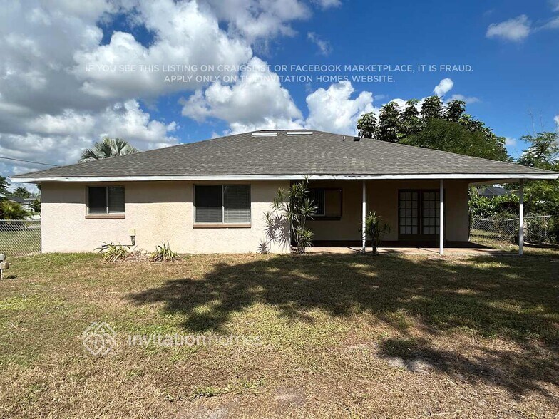 Building Photo - 212 SE 43rd Terrace