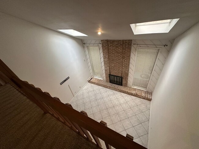 Building Photo - 17132 Beaver Springs Dr