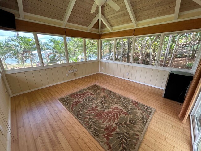 Building Photo - $2500 off 1st Months Rent!! Furnished 3 Bedroom 3 Bath Ocean View Home